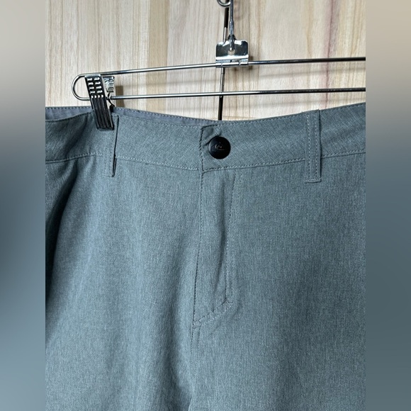 Quiksilver Mens amphibian  Board Shorts grey size 34 - Picture 3 of 7